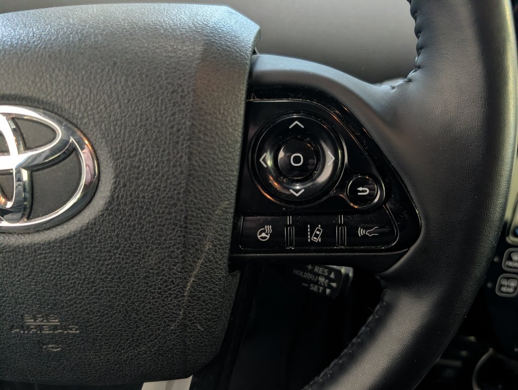 2021 Toyota Prius Prime GR AMELIORER, in Magog, Quebec - 17 - w1024h768px