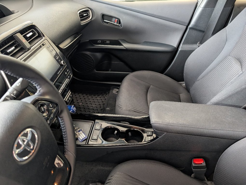Toyota PRIUS PRIME BASE BRANCHABLE, GARANTIE JUSQU EN 2028, 2022 à Magog, Québec - 11 - w1024h768px