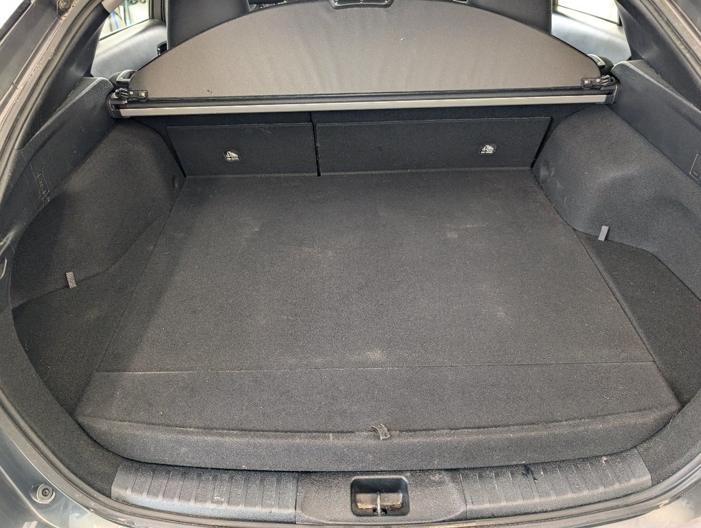 Toyota PRIUS PRIME BASE BRANCHABLE, GARANTIE JUSQU EN 2028, 2022 à Magog, Québec - 6 - w1024h768px
