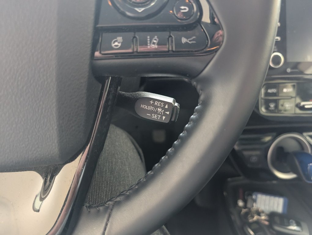 2022 Toyota PRIUS PRIME BRANCHABLE, in Magog, Quebec - 18 - w1024h768px