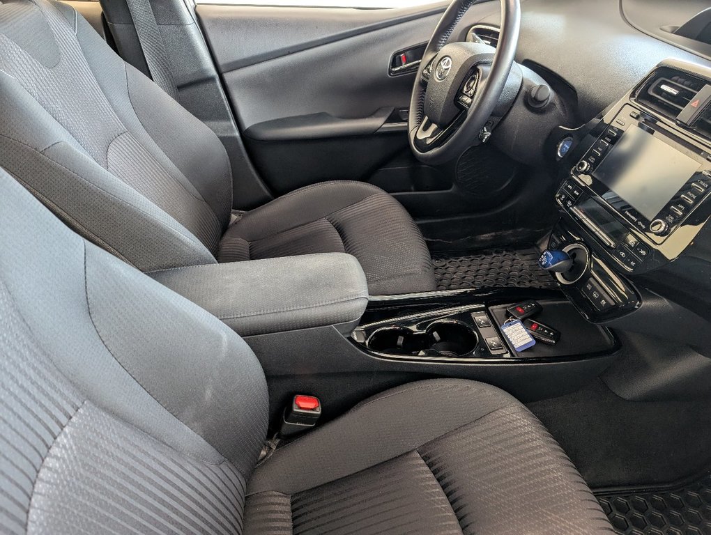 Toyota PRIUS PRIME BRANCHABLE 2022 à Magog, Québec - 9 - w1024h768px