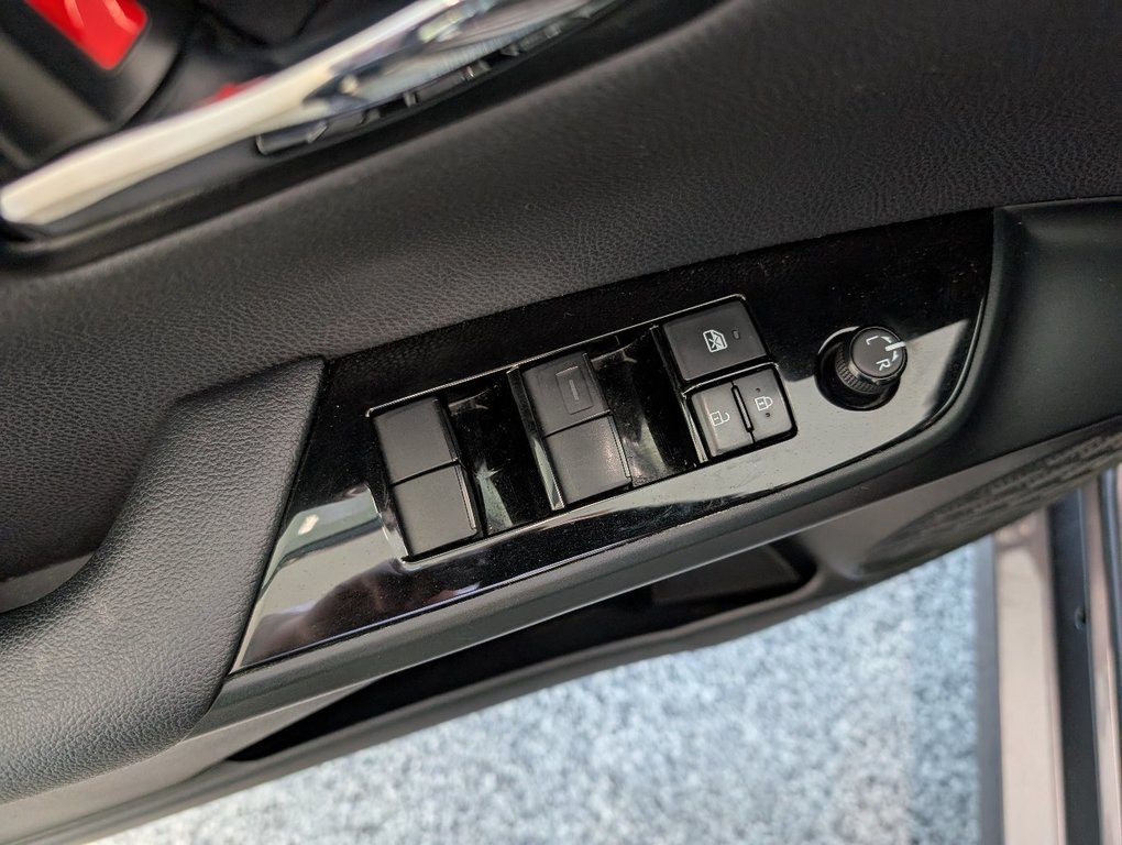 Toyota PRIUS PRIME BRANCHABLE 2022 à Magog, Québec - 14 - w1024h768px