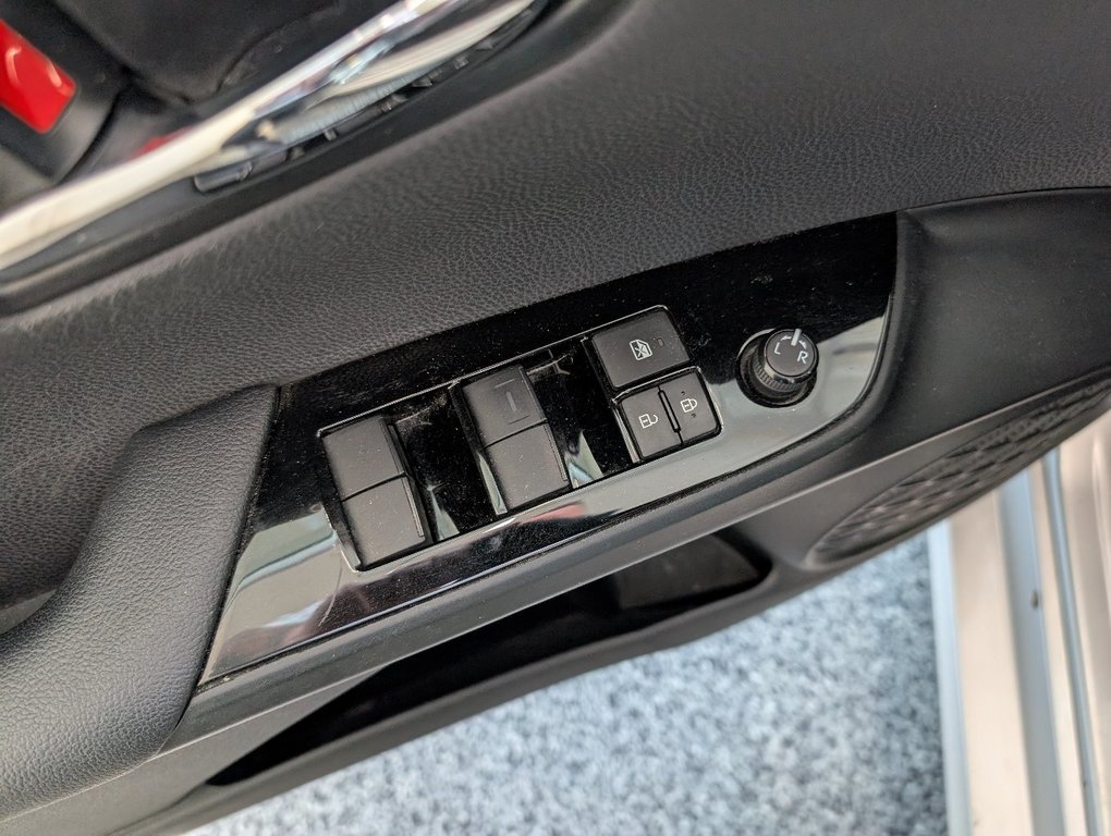 Toyota PRIUS PRIME BRANCHABLE, GARANTIE JUSQU EN 2026, 2022 à Magog, Québec - 13 - w1024h768px
