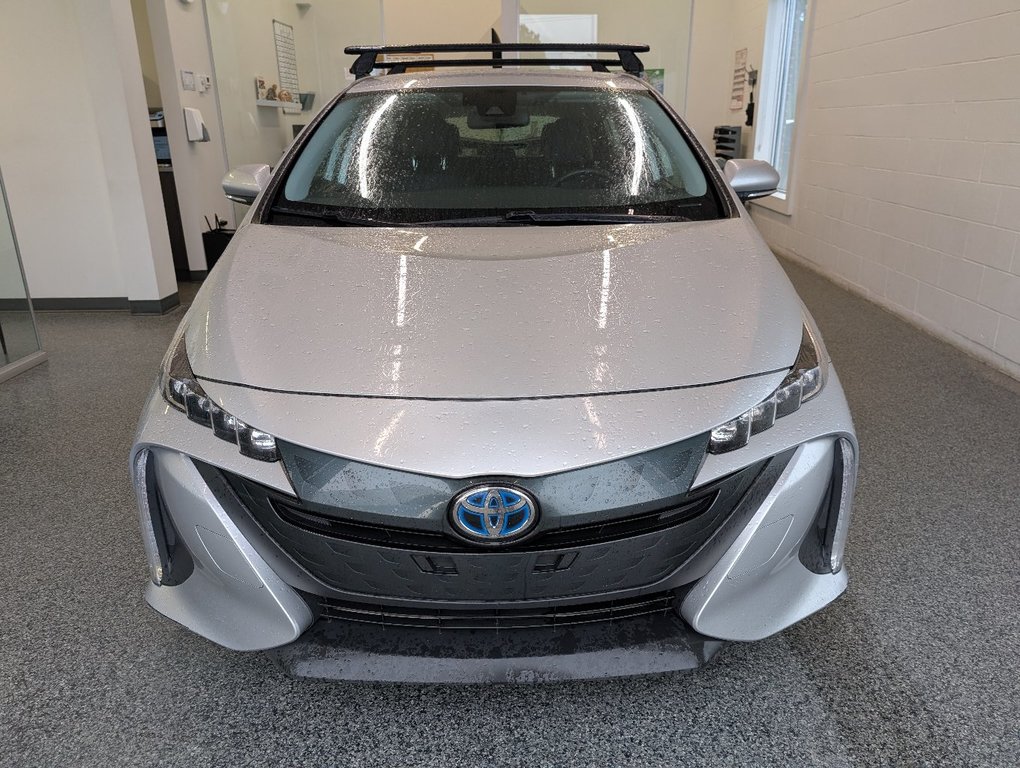 Toyota PRIUS PRIME GROUPE AMELIORER, 2022 à Magog, Québec - 6 - w1024h768px