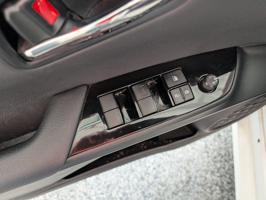 Toyota PRIUS PRIME BRANCHABLE, A/C, 2022 à Magog, Québec - 14 - w1024h768px