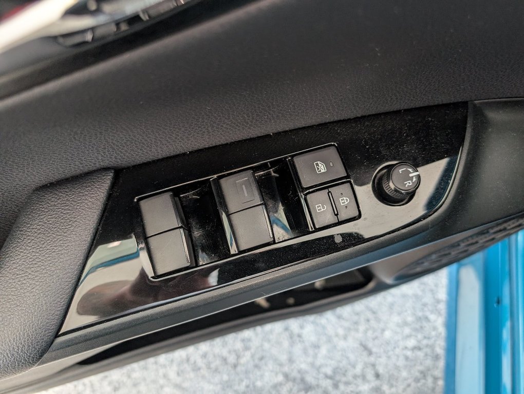 Toyota PRIUS PRIME BRANCHABLE, A/C, 2022 à Magog, Québec - 14 - w1024h768px