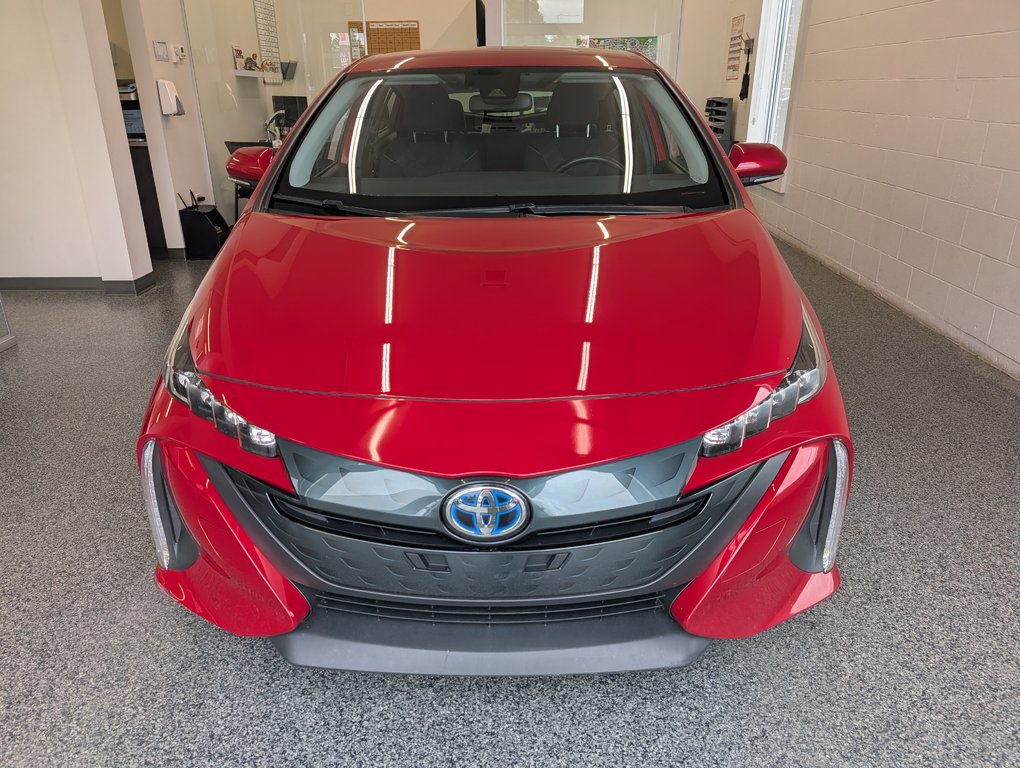 2022 Toyota PRIUS PRIME BRANCHABLE, GARANTIE JUSQU EN 2027, in Magog, Quebec - 6 - w1024h768px