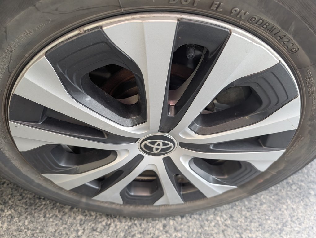 2022 Toyota PRIUS PRIME BRANCHABLE, GARANTIE JUSQU EN 2027, in Magog, Quebec - 24 - w1024h768px