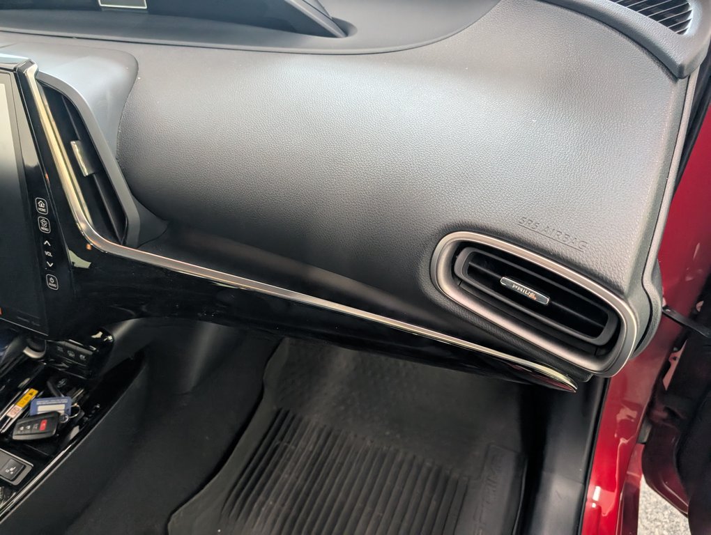 Toyota Prius Prime GROUPE AMELIORER, BRANCHABLE, 2022 à Magog, Québec - 9 - w1024h768px