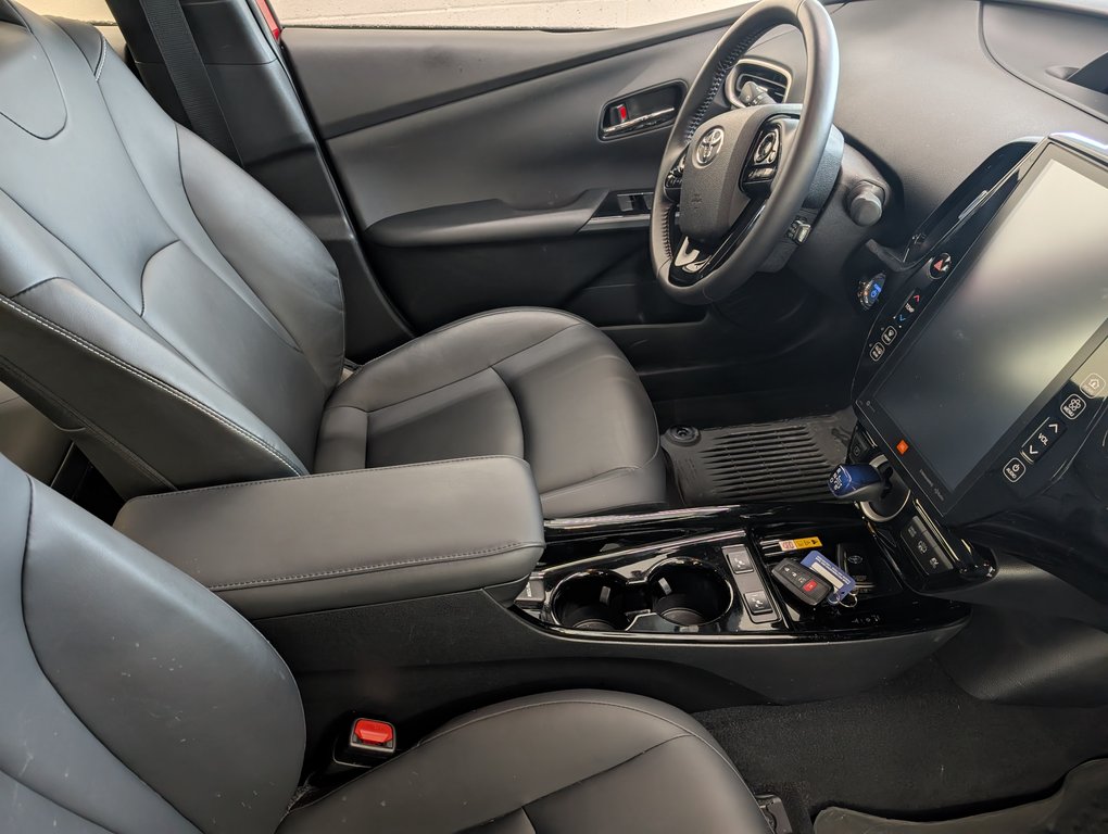 Toyota Prius Prime GROUPE AMELIORER, BRANCHABLE, 2022 à Magog, Québec - 8 - w1024h768px