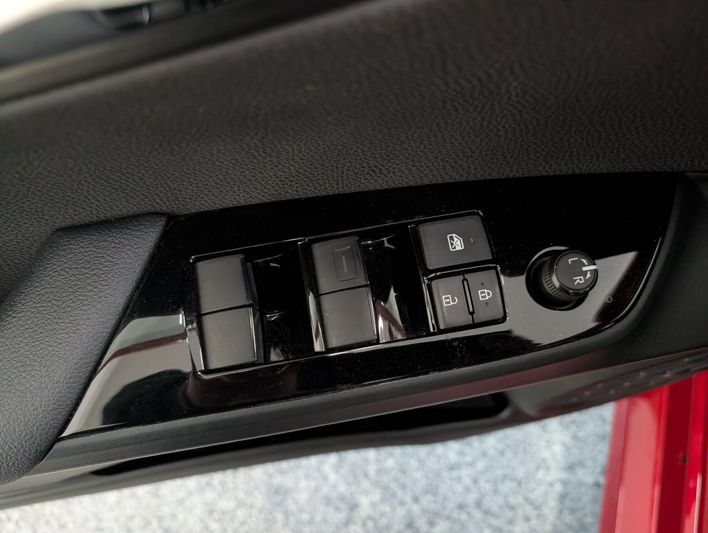 Toyota Prius Prime GROUPE AMELIORER, BRANCHABLE, 2022 à Magog, Québec - 14 - w1024h768px