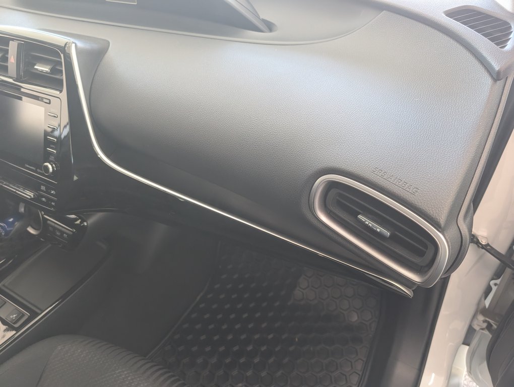 2022 Toyota Prius Prime BRANCHABLE, A/C, in Magog, Quebec - 9 - w1024h768px