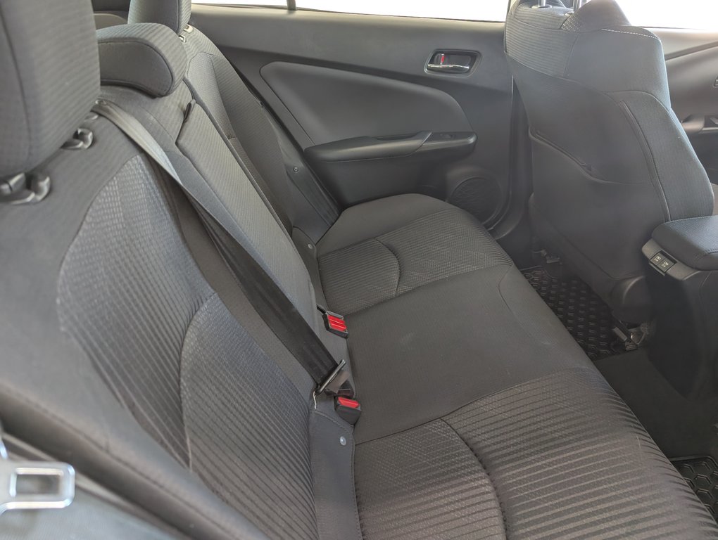 2022 Toyota Prius Prime BRANCHABLE, A/C, in Magog, Quebec - 7 - w1024h768px