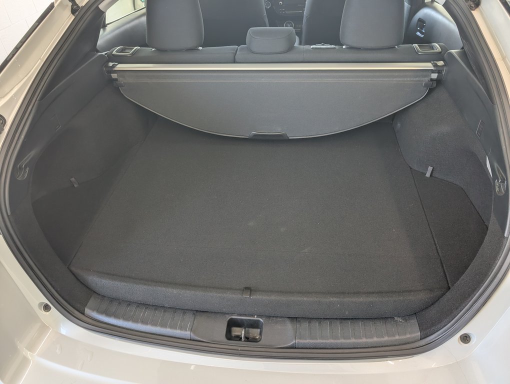 2022 Toyota Prius Prime BRANCHABLE, A/C, in Magog, Quebec - 6 - w1024h768px