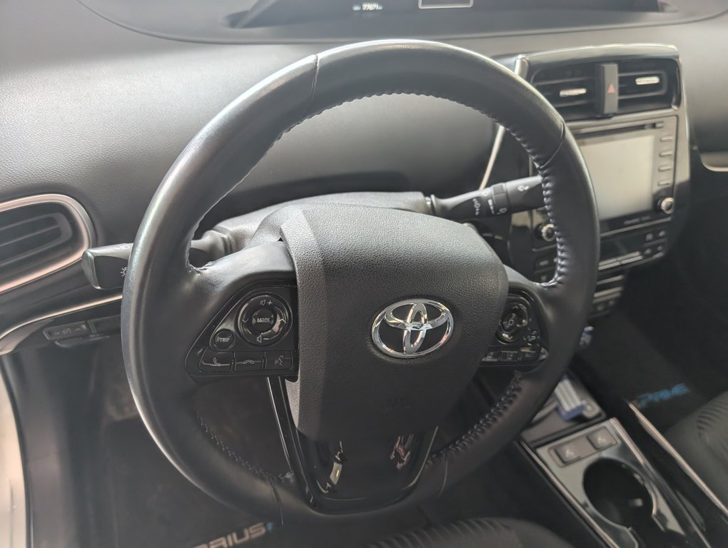 2022 Toyota Prius Prime BRANCHABLE, A/C, in Magog, Quebec - 9 - w1024h768px