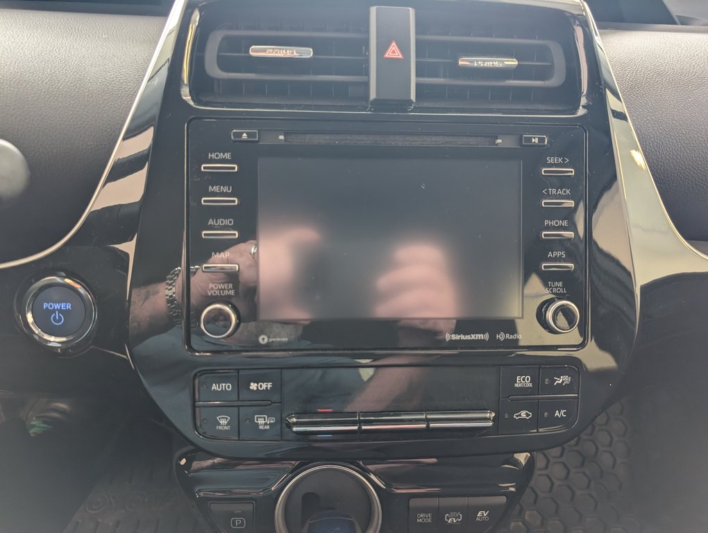 2022 Toyota Prius Prime BRANCHABLE, A/C, in Magog, Quebec - 16 - w1024h768px