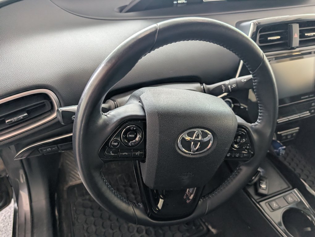 2022 Toyota Prius Prime BRANCHABLE, A/C, in Magog, Quebec - 12 - w1024h768px