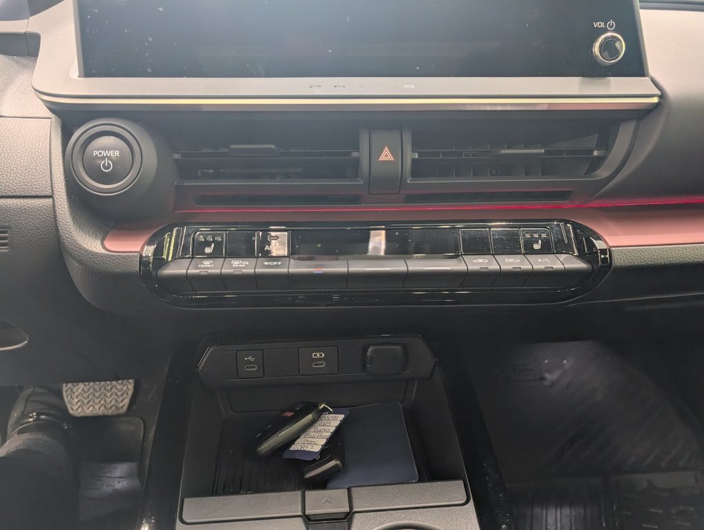 Toyota PRIUS PRIME XSE, BRANCHABLE, 2023 à Magog, Québec - 18 - w1024h768px