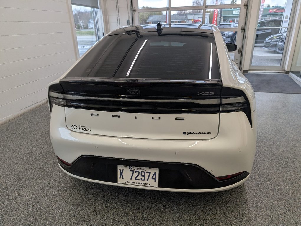 Toyota PRIUS PRIME XSE, BRANCHABLE, 2023 à Magog, Québec - 4 - w1024h768px