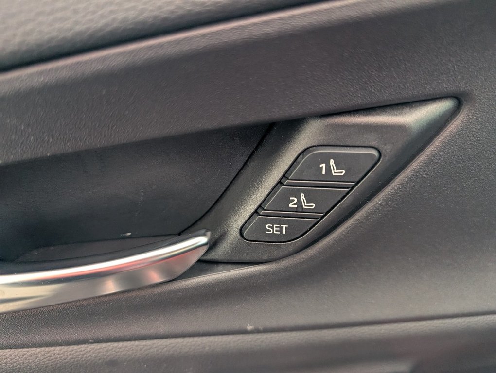Toyota PRIUS PRIME XSE PREMIUM, GARANTIE JUSQU EN 2028, 2023 à Magog, Québec - 15 - w1024h768px