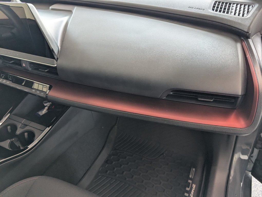 Toyota PRIUS PRIME SE, BRANCHABLE, GARANTIE JUSQU EN 2027, 2023 à Magog, Québec - 8 - w1024h768px