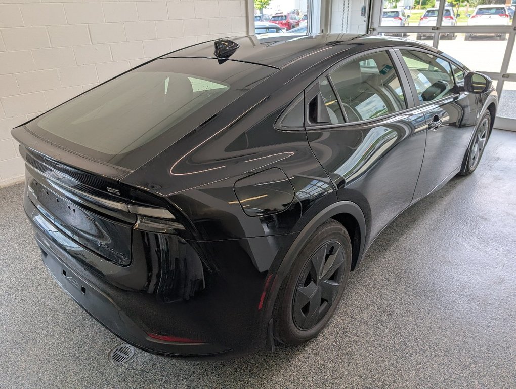 Toyota PRIUS PRIME SE, BRANCHABLE, GARANTIE JUSQU EN 2028 2023 à Magog, Québec - 3 - w1024h768px