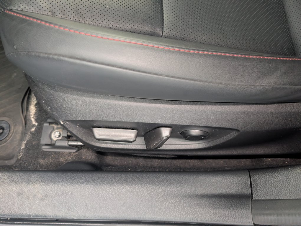 Toyota Prius Prime XSE PREMIUM, 2023 à Magog, Québec - 13 - w1024h768px