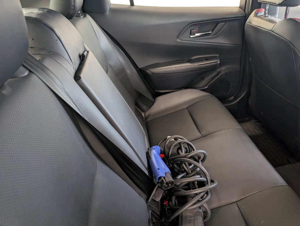 Toyota Prius Prime XSE PREMIUM, 2023 à Magog, Québec - 7 - w1024h768px
