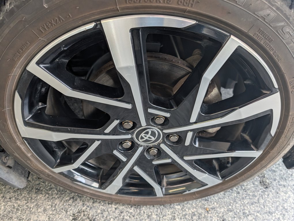 Toyota Prius Prime XSE PREMIUM, 2023 à Magog, Québec - 23 - w1024h768px