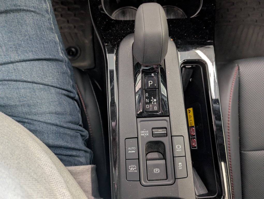 Toyota Prius Prime XSE PREMIUM, 2023 à Magog, Québec - 17 - w1024h768px