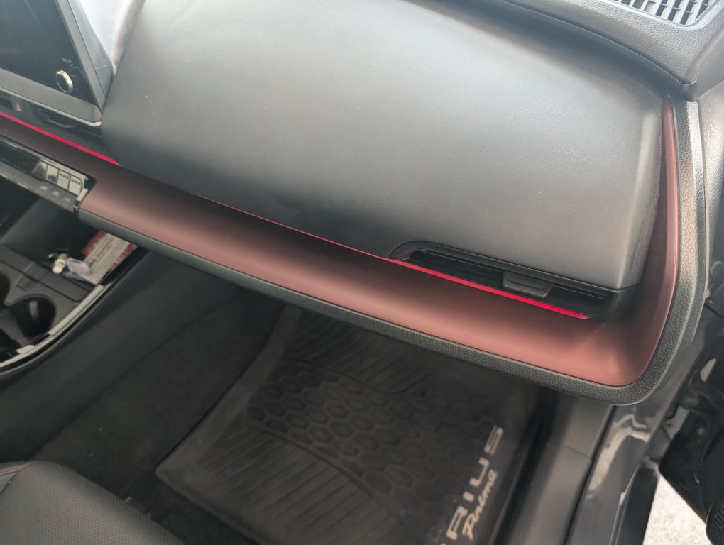 Toyota Prius Prime XSE PREMIUM, 2023 à Magog, Québec - 9 - w1024h768px