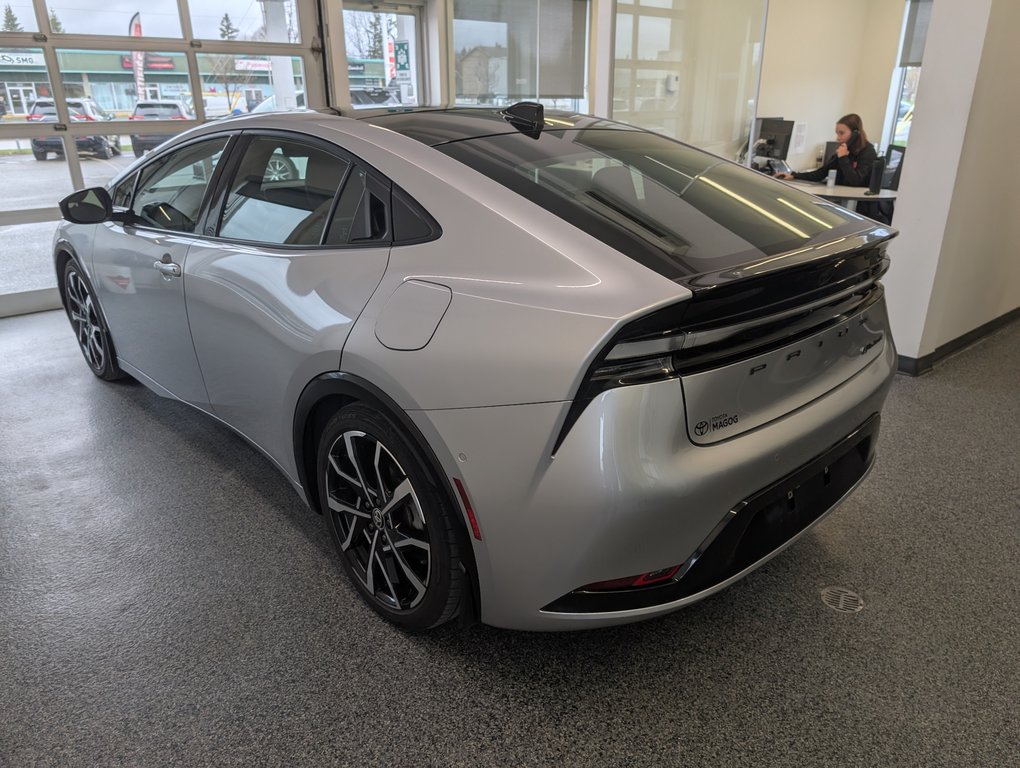 2023 Toyota Prius Prime XSE PREMIUM, GARANTIE JUSQU EN 2027, in Magog, Quebec - 4 - w1024h768px