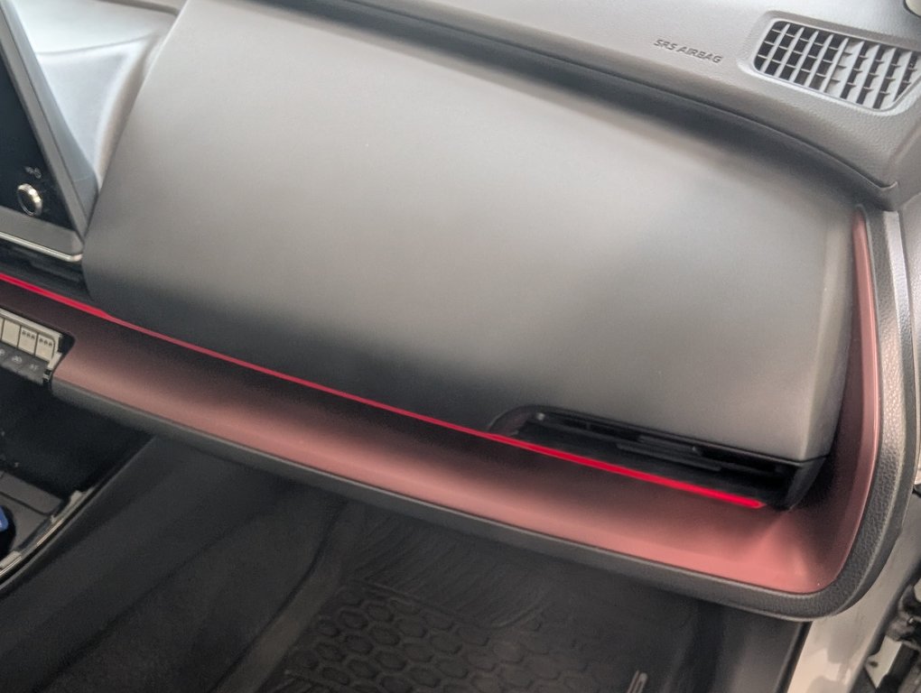 2023 Toyota Prius Prime XSE PREMIUM, GARANTIE JUSQU EN 2027, in Magog, Quebec - 9 - w1024h768px