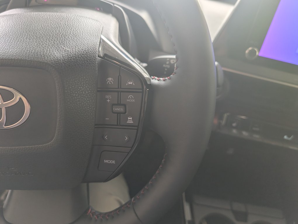 2023 Toyota Prius Prime SE BRANCHABLE, in Magog, Quebec - 18 - w1024h768px