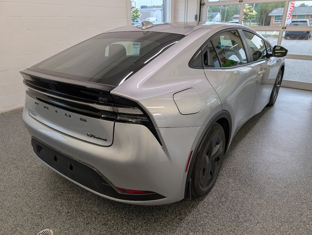 Toyota PRIUS PRIME SE BRANCHABLE, GARANTIE JUSQU EN 2029, 2024 à Magog, Québec - 3 - w1024h768px