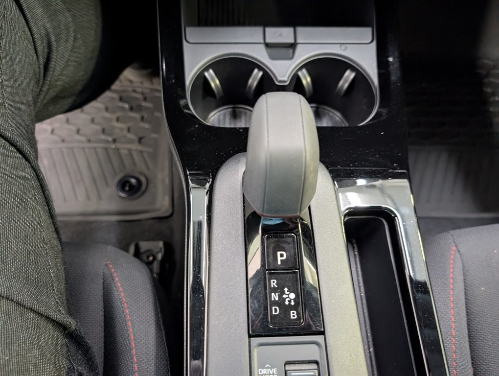 Toyota PRIUS PRIME SE BRANCHABLE, GARANTIE JUSQU EN 2029, 2024 à Magog, Québec - 17 - w1024h768px