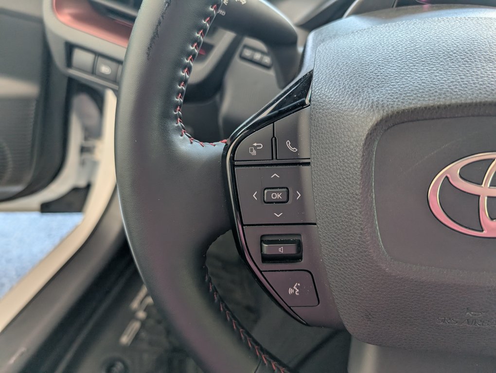 2024 Toyota PRIUS PRIME XSE BRANCHABLE, in Magog, Quebec - 19 - w1024h768px