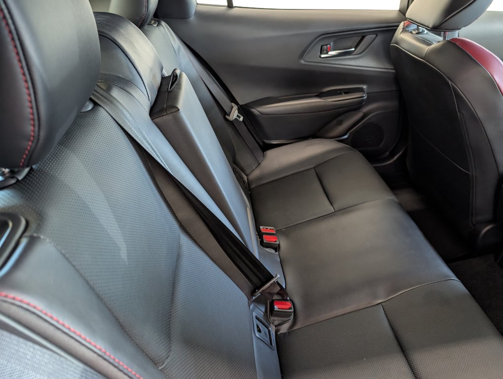 2024 Toyota PRIUS PRIME XSE BRANCHABLE, in Magog, Quebec - 8 - w1024h768px