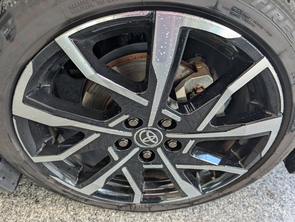 2024 Toyota PRIUS PRIME XSE BRANCHABLE, in Magog, Quebec - 24 - w1024h768px