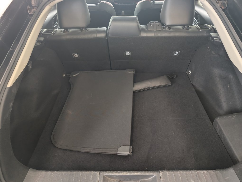 2024 Toyota Prius Prime XSE BRANCHABLE, GARANTIE JUSQU EN 2028, in Magog, Quebec - 6 - w1024h768px