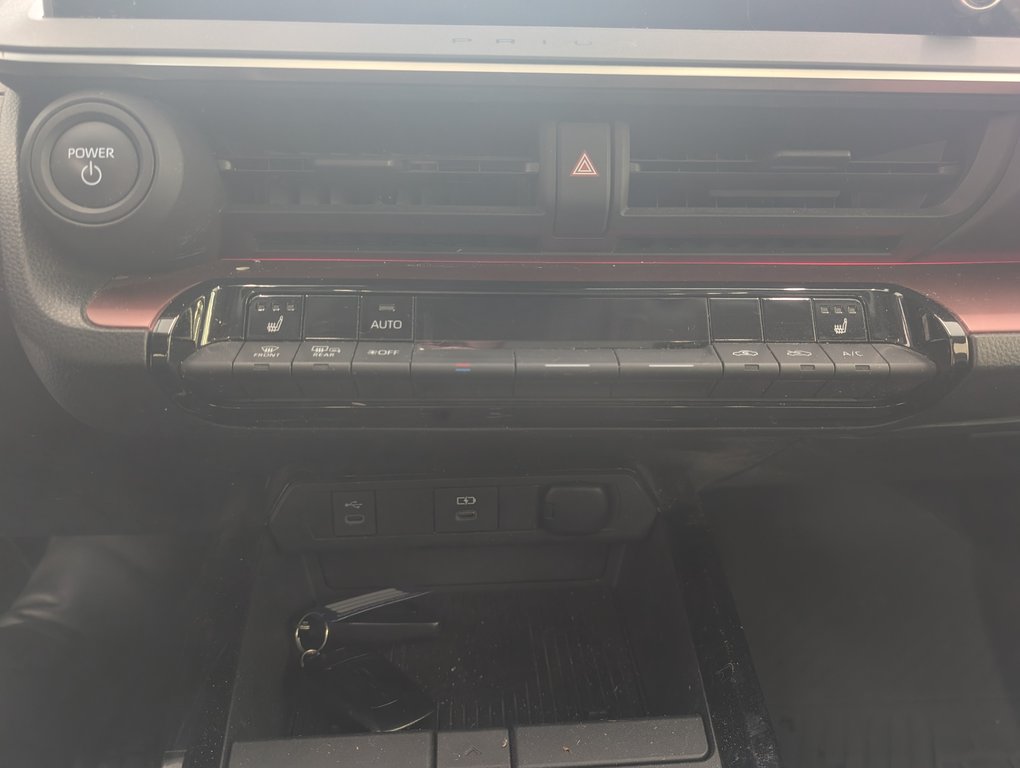 2024 Toyota Prius Prime XSE BRANCHABLE, GARANTIE JUSQU EN 2028, in Magog, Quebec - 17 - w1024h768px