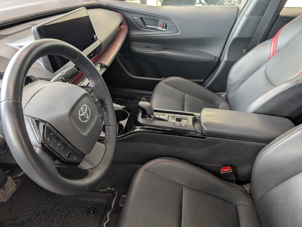 2024 Toyota Prius Prime XSE BRANCHABLE, GARANTIE JUSQU EN 2028, in Magog, Quebec - 11 - w1024h768px