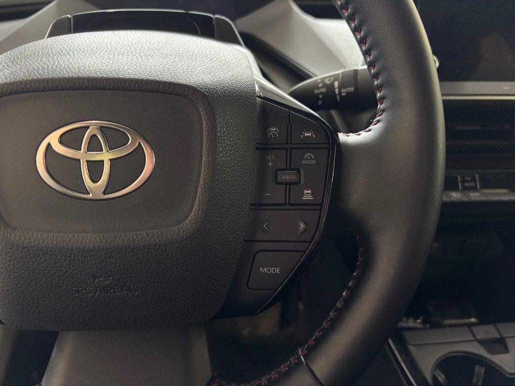 2024 Toyota Prius Prime SE BRANCHABLE, in Magog, Quebec - 17 - w1024h768px