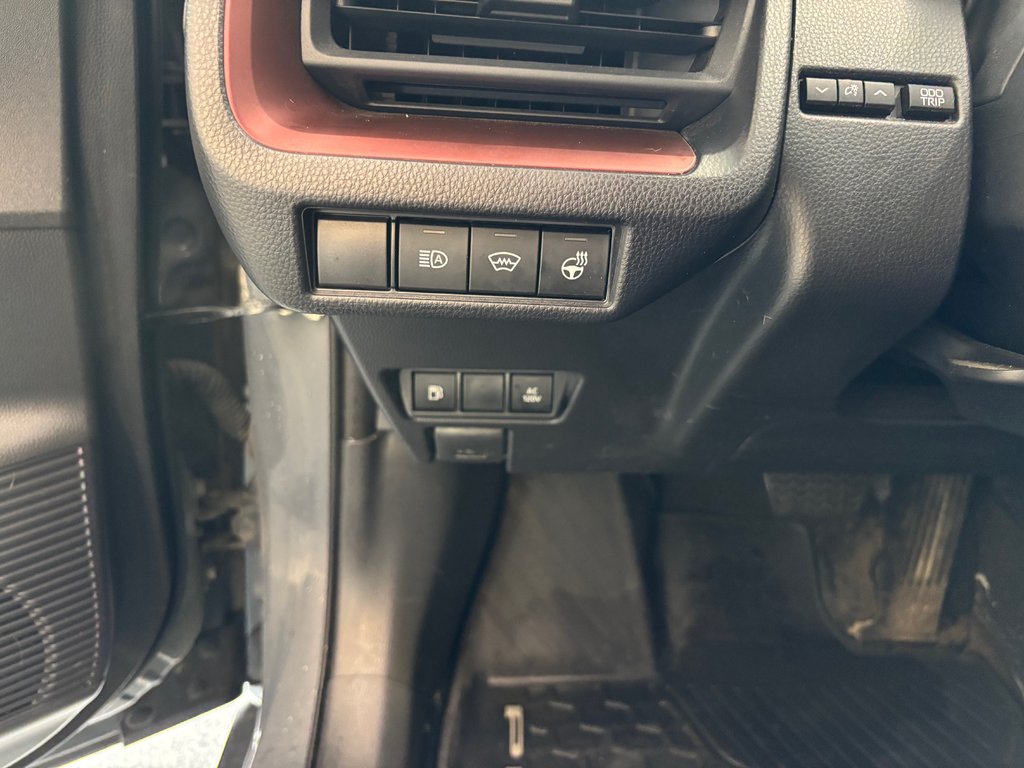 2024 Toyota Prius Prime SE BRANCHABLE, in Magog, Quebec - 15 - w1024h768px