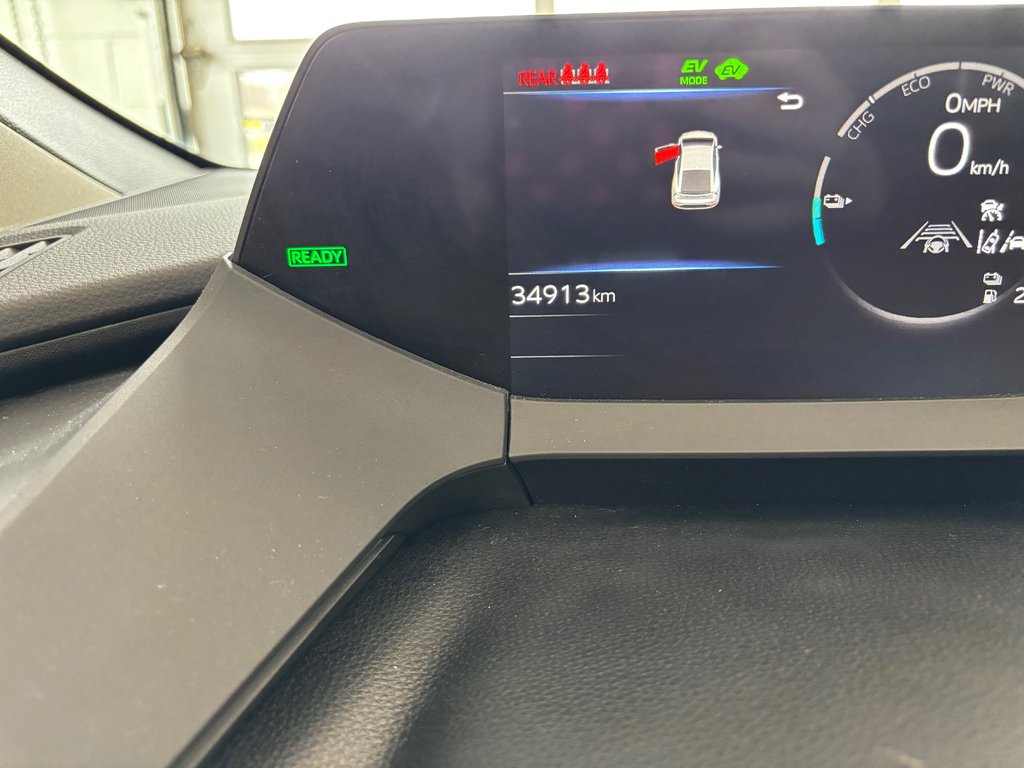 2024 Toyota Prius Prime SE BRANCHABLE, in Magog, Quebec - 18 - w1024h768px