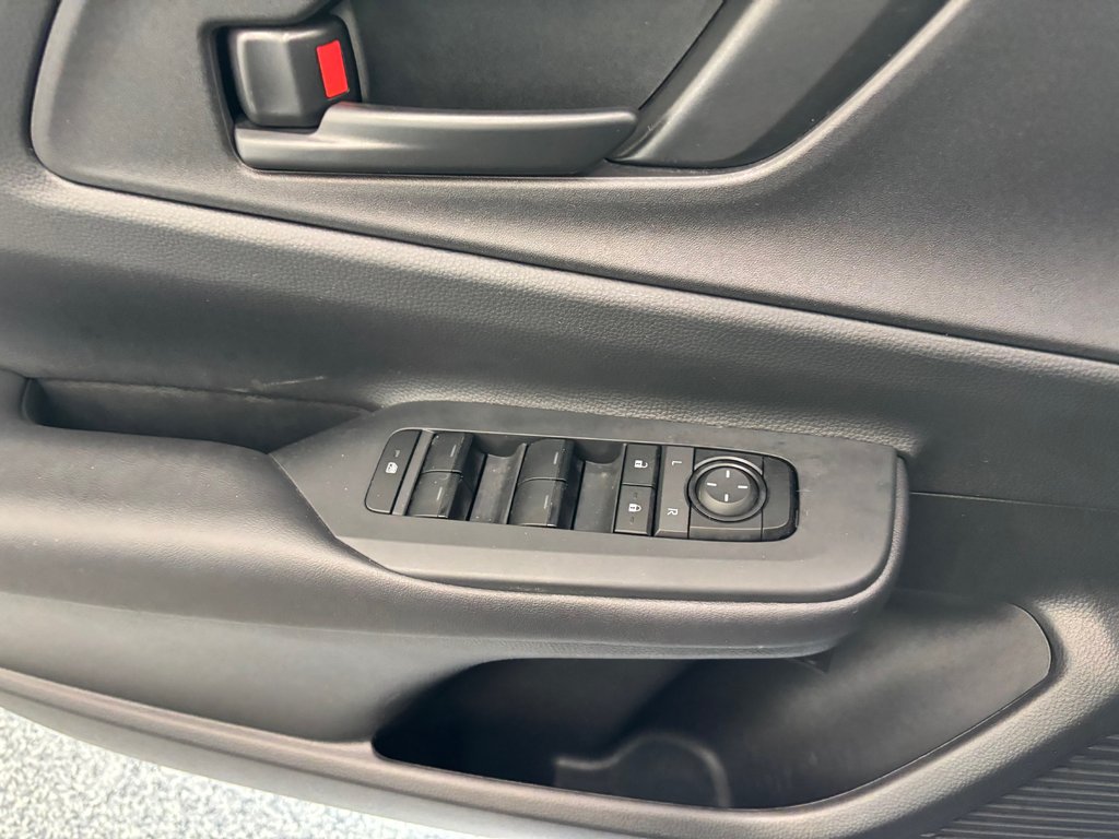 2024 Toyota Prius Prime SE BRANCHABLE, in Magog, Quebec - 14 - w1024h768px