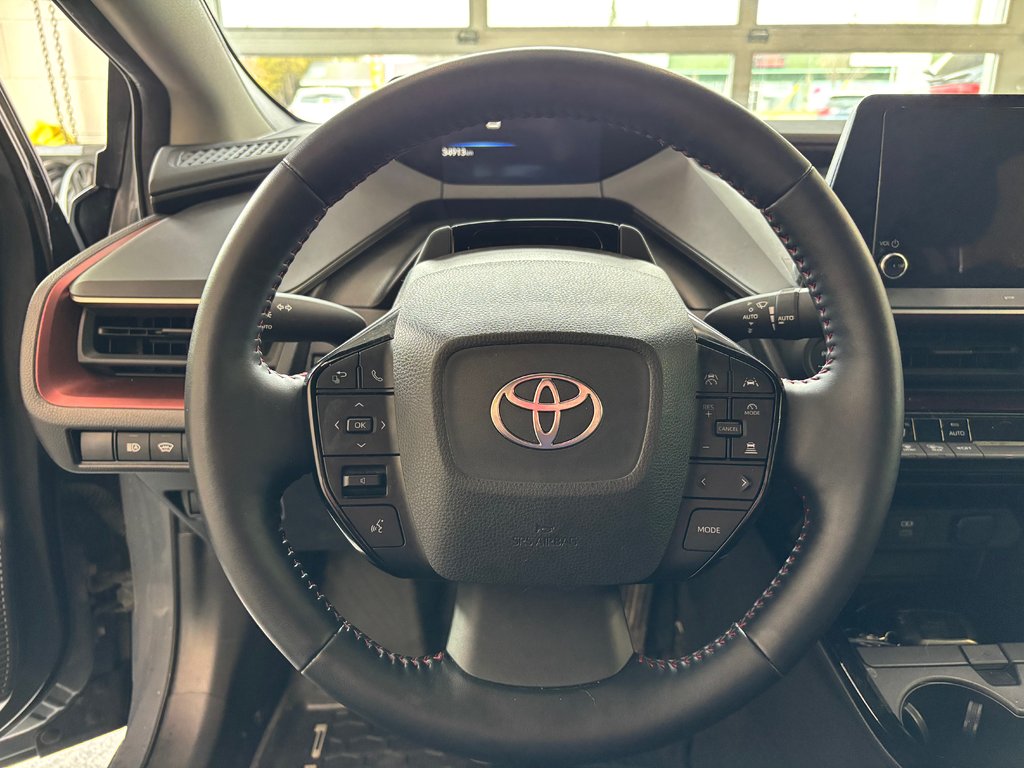 2024 Toyota Prius Prime SE BRANCHABLE, in Magog, Quebec - 13 - w1024h768px