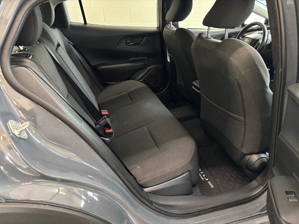 2024 Toyota Prius Prime SE BRANCHABLE, in Magog, Quebec - 8 - w1024h768px