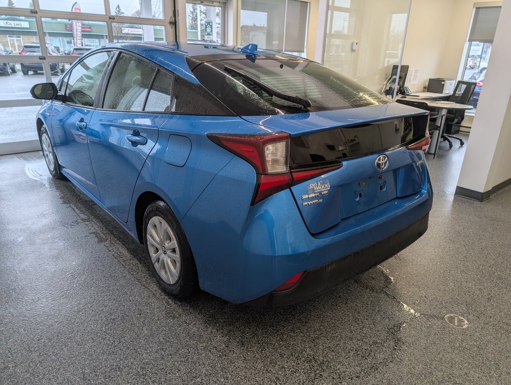 Toyota Prius AWD,  2019 à Magog, Québec - 4 - w1024h768px