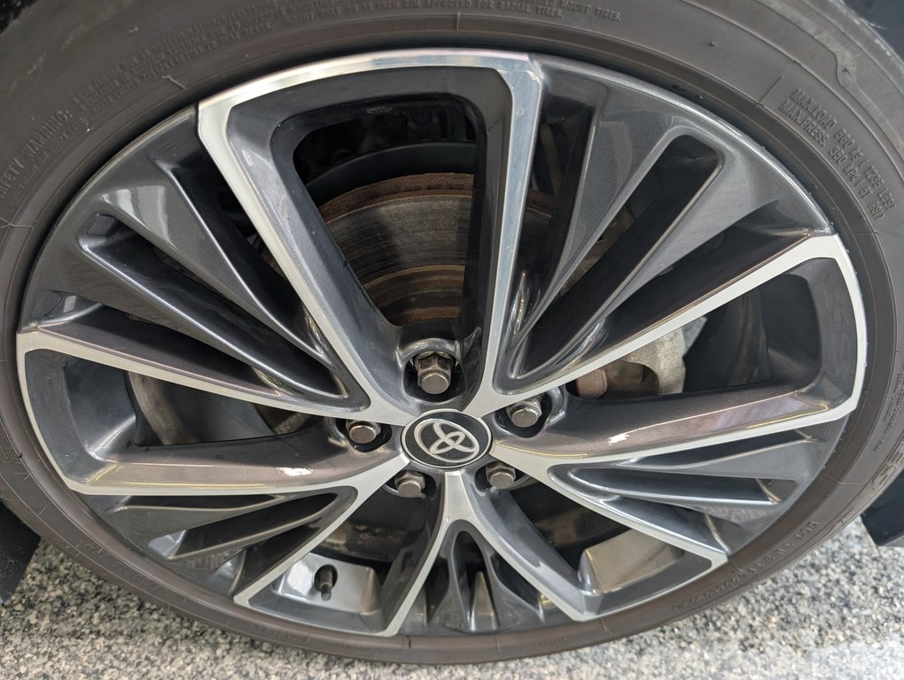 2024 Toyota Prius XLE AWD, GARANTIE JUSQU EN 2027, in Magog, Quebec - 23 - w1024h768px
